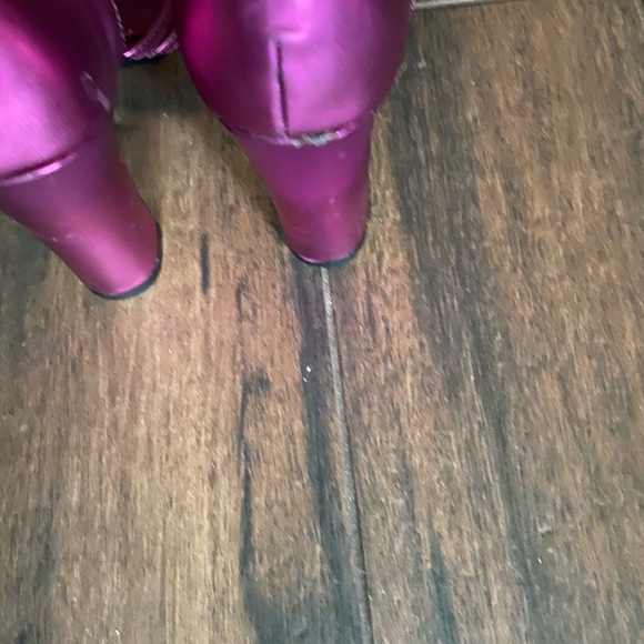 Classified Strap Style Shoes - Picture 5 of 6